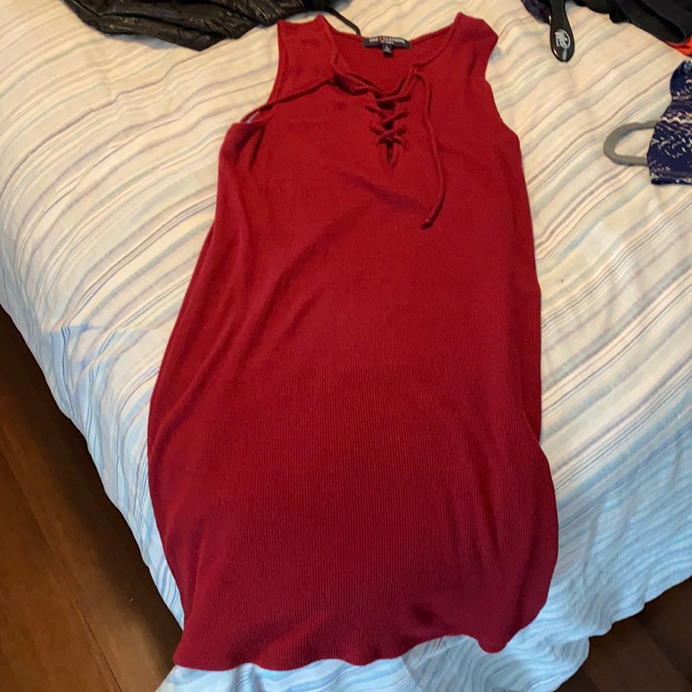Maroon red top